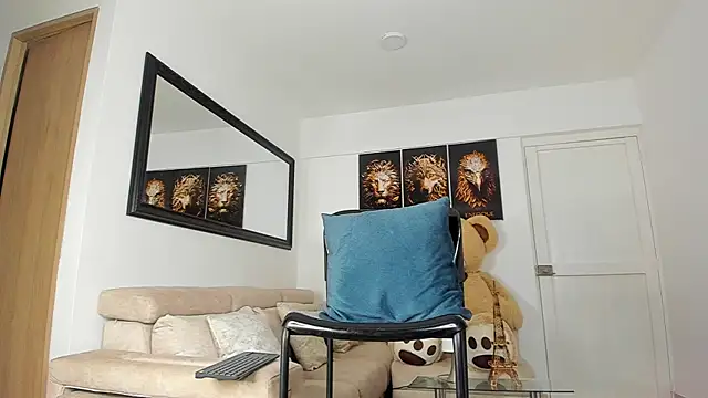 Snapshot of smit_hot_sr chatting on February 2025 04:09:02 AM smit hot sr online show from February 2025 04:09:02 AM