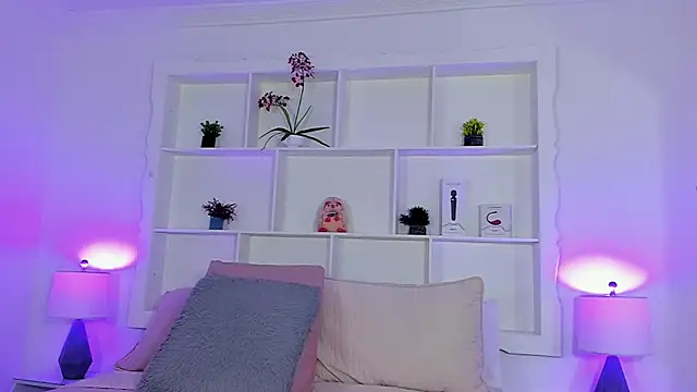 Jenifer Diaz online show from March 2026 03:15:01 PM