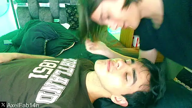 Alex and Fabian online show from February 2025 09:07:02 PM