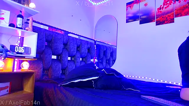 Alex and Fabian online show from November 2025 09:00:02 PM