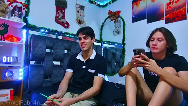 Snapshot of Alex_and_Fabian chatting on December 2025 04:41:02 AM Alex and Fabian online show from December 2025 04:41:02 AM