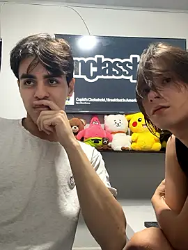 Snapshot of Alex_and_Fabian chatting on January 2026 03:56:01 AM Alex and Fabian online show from January 2026 03:56:01 AM