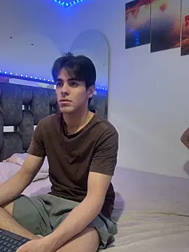 Snapshot of Alex_and_Fabian chatting on February 2026 05:25:01 AM Alex and Fabian online show from February 2026 05:25:01 AM