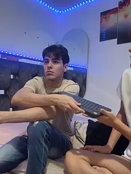 Snapshot of Alex_and_Fabian chatting on February 2026 04:32:01 AM Alex and Fabian online show from February 2026 04:32:01 AM