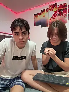 Snapshot of Alex_and_Fabian chatting on February 2026 05:06:02 AM Alex and Fabian online show from February 2026 05:06:02 AM