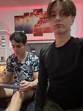 Alex and Fabian online show from April 2026 02:18:01 AM