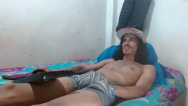 damian bottom bigcock online show from April 2026 09:38:01 PM