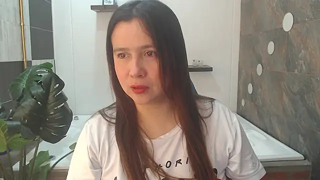 Heidy Wells online show from March 2026 01:05:01 PM