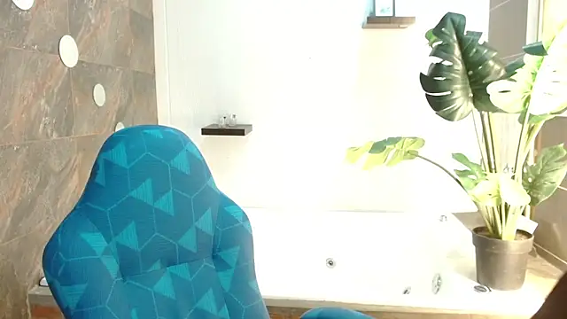 Heidy Wells online show from April 2026 01:27:02 PM