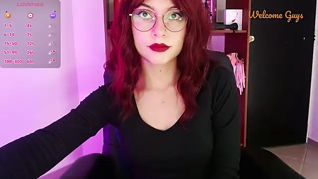 Snapshot of Celeste_Ford_18 chatting on November 2025 09:11:01 PM Celeste Ford 18 online show from November 2025 09:11:01 PM