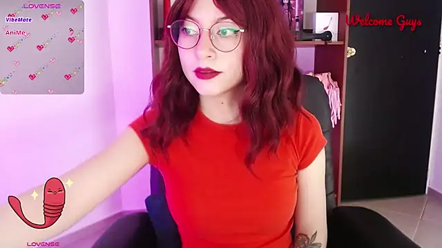 Snapshot of Celeste_Ford_18 chatting on November 2025 09:31:01 PM Celeste Ford 18 online show from November 2025 09:31:01 PM