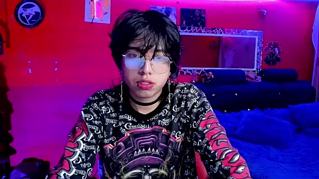 Snapshot of AnggelONfiree chatting on January 2025 03:32:02 AM AnggelONfiree online show from January 2025 03:32:02 AM