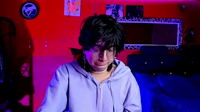 Snapshot of AnggelONfiree chatting on January 2025 03:16:01 AM AnggelONfiree online show from January 2025 03:16:01 AM