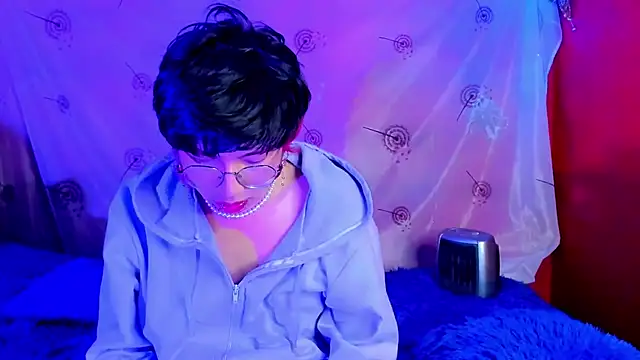 Snapshot of AnggelONfiree chatting on February 2025 09:15:01 AM AnggelONfiree online show from February 2025 09:15:01 AM