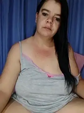 Hornyparratjie online show from March 2026 11:41:01 PM