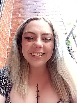 madelaine- online show from January 2026 06:13:01 PM