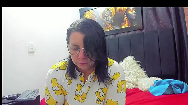 Snapshot of Evaaross_2345 chatting on November 2025 12:38:01 PM Evaaross 2345 online show from November 2025 12:38:01 PM