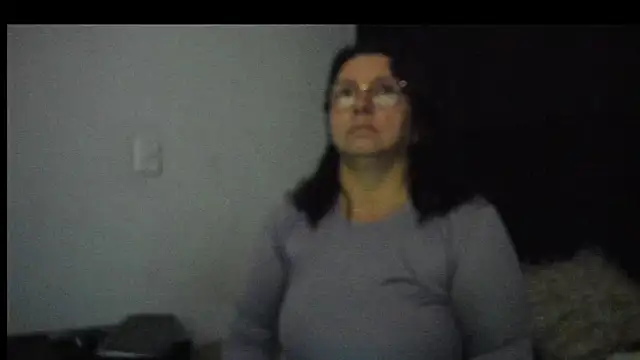 Snapshot of Evaaross_2345 chatting on December 2025 10:53:02 AM Evaaross 2345 online show from December 2025 10:53:02 AM