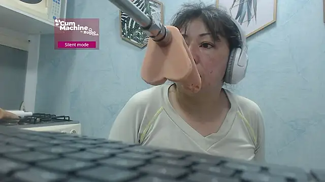 Drool Sucker online show from April 2026 12:41:02 PM