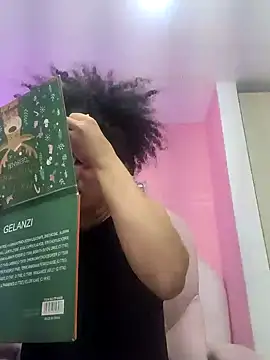 Snapshot of TwerkingAss chatting on January 2025 05:10:02 AM TwerkingAss online show from January 2025 05:10:02 AM