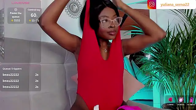 HellenHylls online show from January 2026 04:28:01 AM