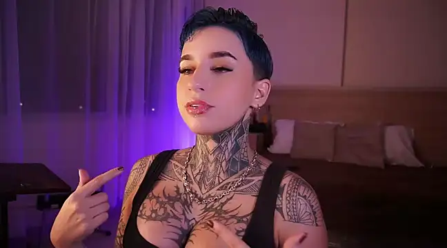 AliceShazaham  online show from December 2024 07:47:02 AM