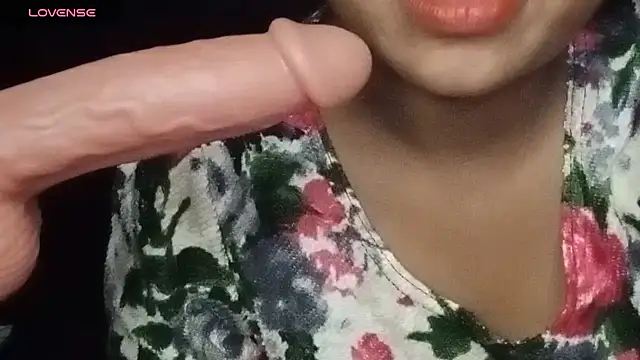 Snapshot of Sheela_oshovadi chatting on January 2025 06:35:01 AM Sheela oshovadi online show from January 2025 06:35:01 AM