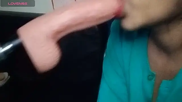 Snapshot of Sheela_oshovadi chatting on March 2025 04:25:01 AM Sheela oshovadi online show from March 2025 04:25:01 AM