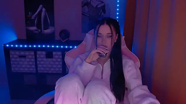 AlisaLink online show from February 2025 05:26:01 AM