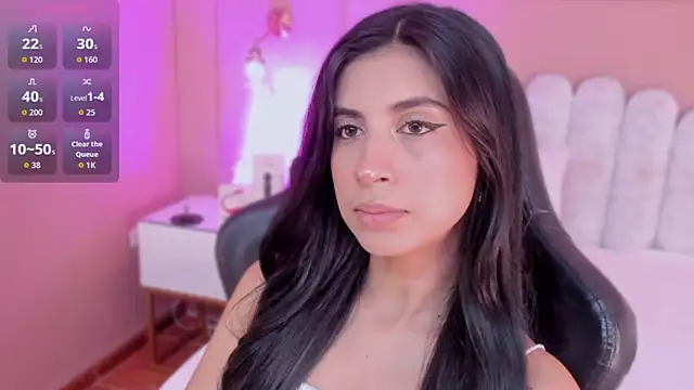 zia cooper online show from February 2026 07:04:01 PM