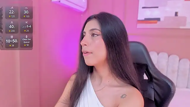 zia cooper online show from March 2026 06:47:01 PM