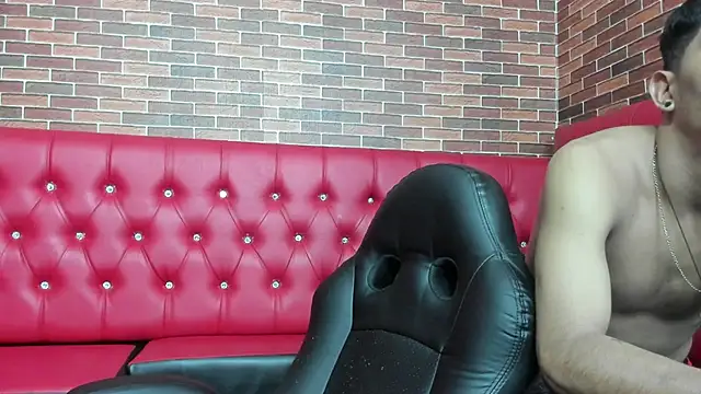 Snapshot of Annyeli chatting on December 2024 05:31:02 AM Annyeli online show from December 2024 05:31:02 AM