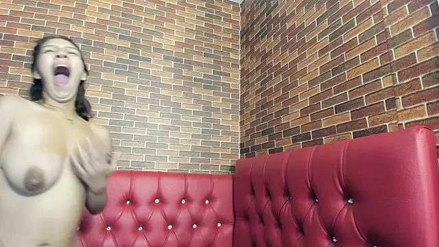 Snapshot of Annyeli chatting on January 2025 04:55:01 AM Annyeli online show from January 2025 04:55:01 AM