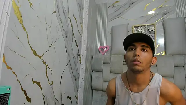 Snapshot of Annyeli chatting on February 2025 12:31:02 AM Annyeli online show from February 2025 12:31:02 AM