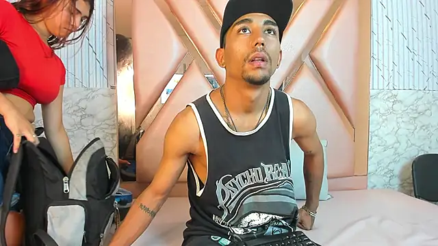 Snapshot of Annyeli chatting on October 2025 04:25:02 PM Annyeli online show from October 2025 04:25:02 PM