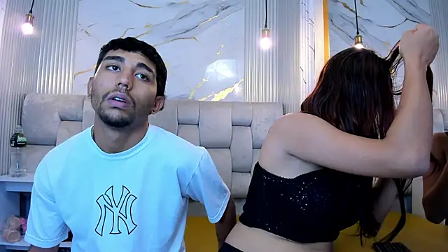 Snapshot of Annyeli chatting on October 2025 02:51:01 PM Annyeli online show from October 2025 02:51:01 PM