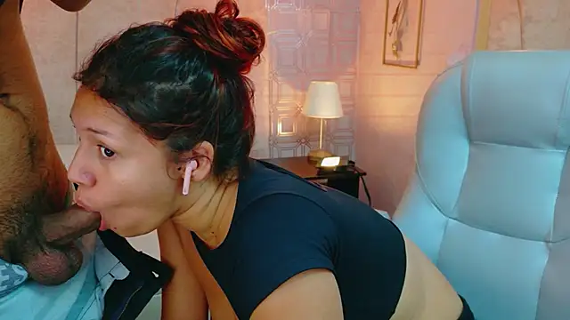 Snapshot of Annyeli chatting on November 2025 02:41:01 PM Annyeli online show from November 2025 02:41:01 PM