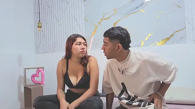 Snapshot of Annyeli chatting on November 2025 11:32:02 AM Annyeli online show from November 2025 11:32:02 AM