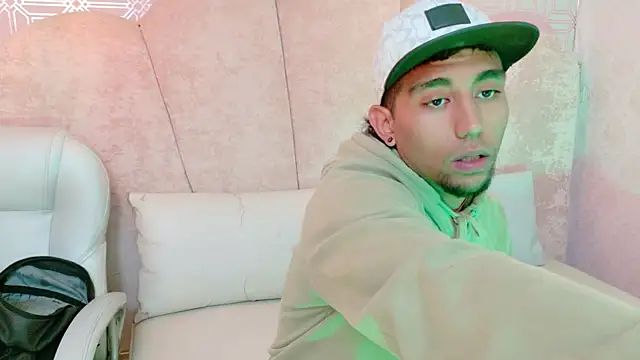 Snapshot of Annyeli chatting on February 2026 05:44:01 AM Annyeli online show from February 2026 05:44:01 AM