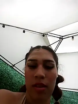 Snapshot of Annyeli chatting on February 2026 03:10:01 PM Annyeli online show from February 2026 03:10:01 PM