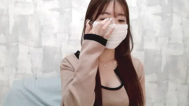 Snapshot of LOVE_MOMO_LOVE chatting on October 2025 11:46:02 AM LOVE MOMO LOVE online show from October 2025 11:46:02 AM