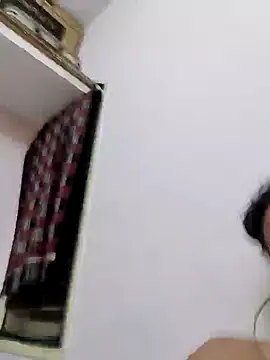 Snapshot of Raj1043 chatting on January 2025 07:04:02 PM Raj1043 online show from January 2025 07:04:02 PM