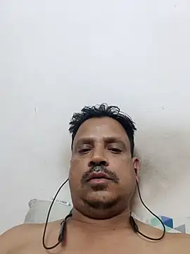 Snapshot of Raj1043 chatting on February 2025 07:06:01 PM Raj1043 online show from February 2025 07:06:01 PM