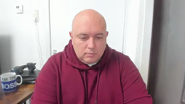 Snapshot of BigromeoXX chatting on December 2024 12:13:02 PM BigromeoXX online show from December 2024 12:13:02 PM