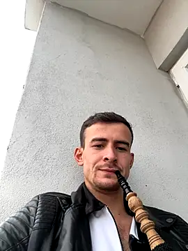 Snapshot of eddy355 chatting on November 2025 12:38:01 PM eddy355 online show from November 2025 12:38:01 PM