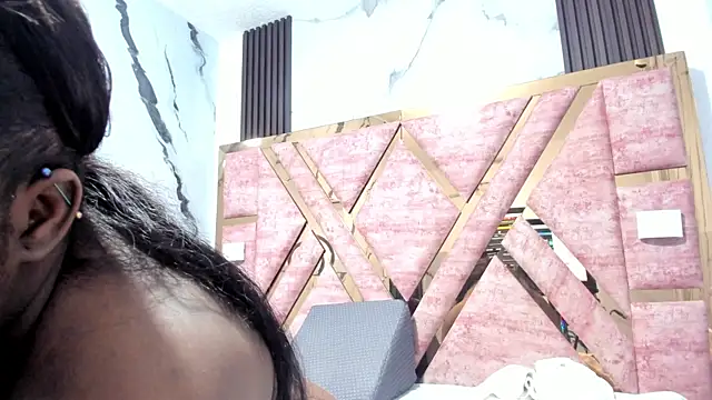 Snapshot of mia_alvares chatting on November 2025 11:54:01 AM mia alvares online show from November 2025 11:54:01 AM