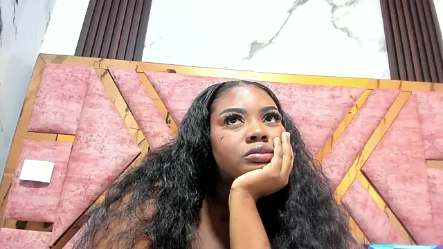 mia alvares online show from April 2026 11:32:01 AM