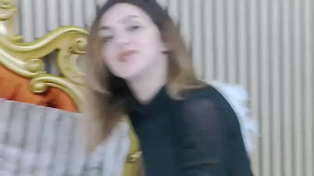 EmaSkyes online show from March 2025 09:56:01 AM