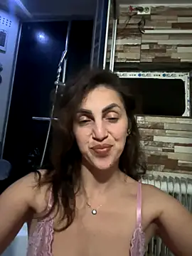 EmaSkyes online show from October 2025 05:57:01 PM