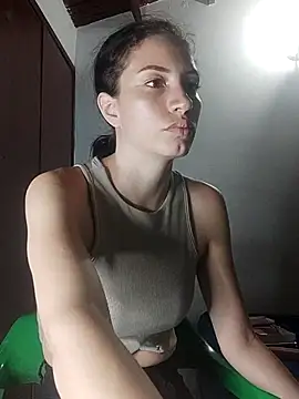 aurelialux online show from February 2025 10:25:01 PM